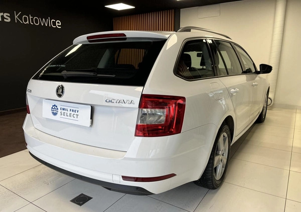 Skoda Octavia cena 54900 przebieg: 109819, rok produkcji 2018 z Szczawno-Zdrój małe 254